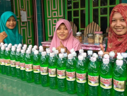 Lintang Songo Didik Santri Berwirausaha